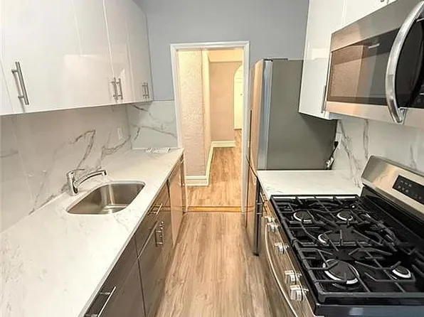 3100 Brighton 3 St #2K, Brooklyn, NY 11235