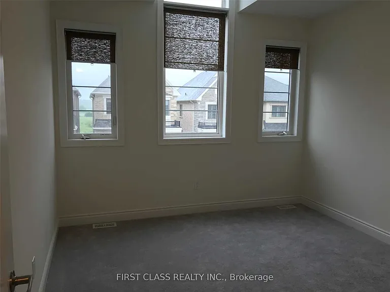 95 Hartney Dr — Photo 11