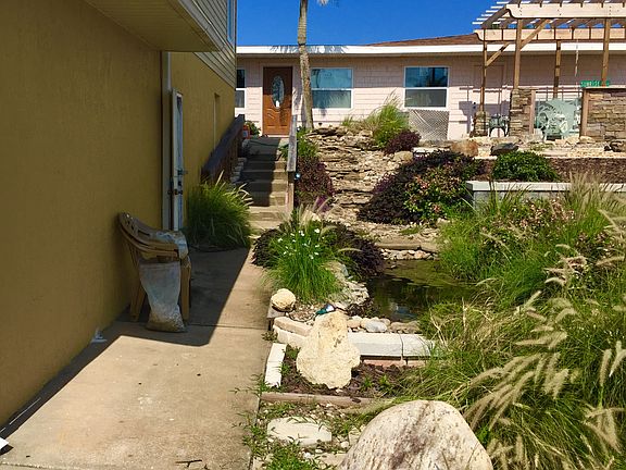 3rd image of 2716 S Atlantic Ave