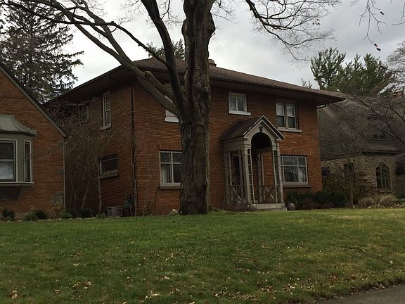 3rd image of 2345 Jefferson Dr SE
