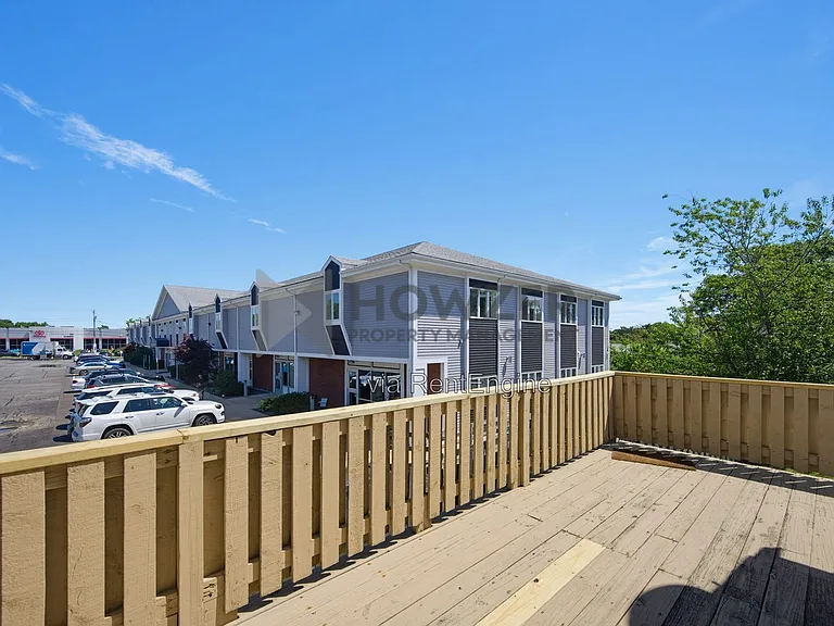 1029 Iyannough Rd #1D — Photo 18