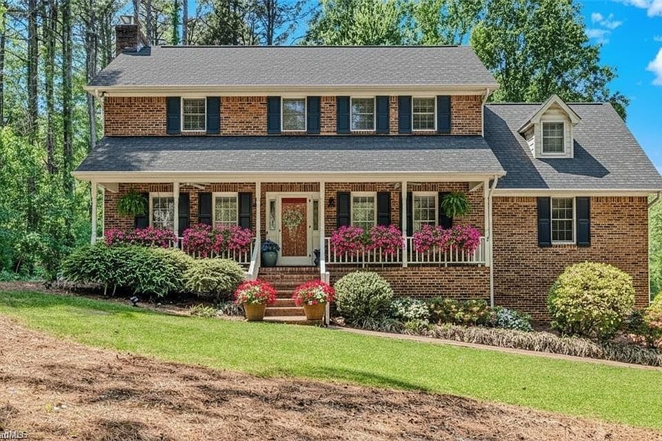 1st image of 500 Knob View Dr