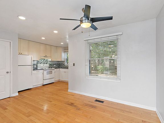 5th image of 610 N Hough St #B