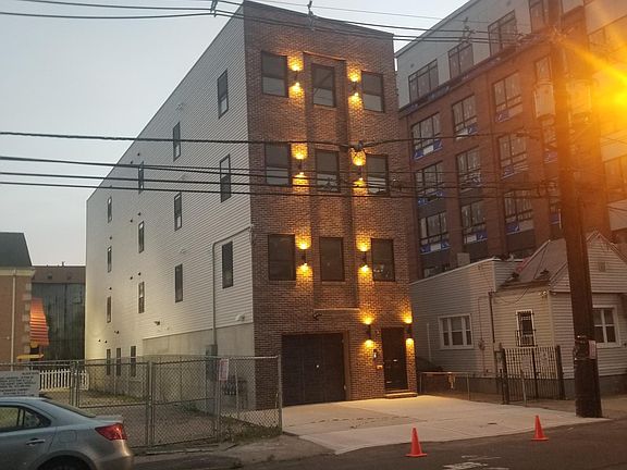 FRONT EXTERIOR LIGHTING