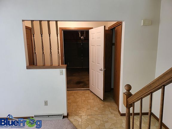 5th image of 1342 Honeysuckle Ln #1342