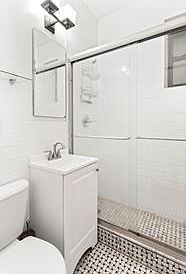 4th image of 73 Thompson St APT 2C