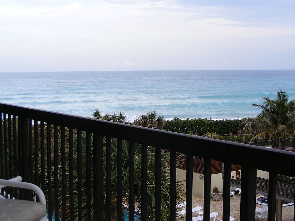 Ocean and pool view