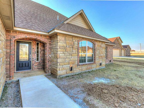 3rd image of 112 Wilson Ln