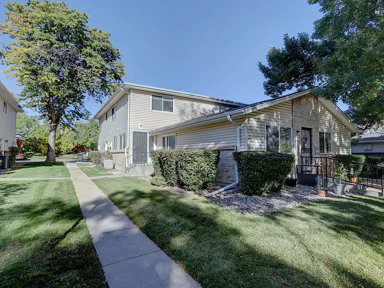 9005 E Lehigh Ave #19 — Photo 3