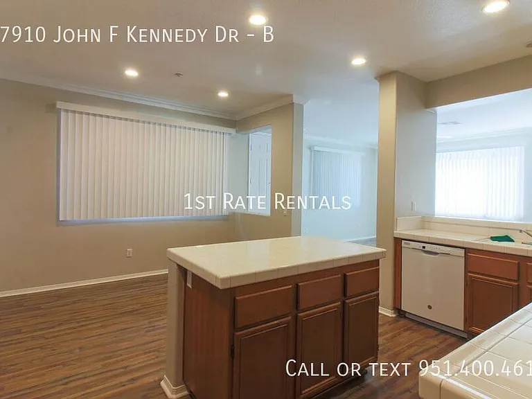 27910 John F Kennedy Dr #B — Photo 4