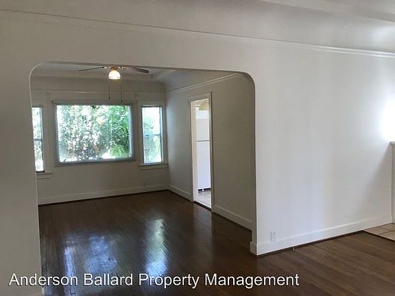 5th image of 621 W Glenoaks Blvd