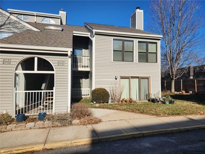 8731 W 106th Ter, Overland Park, KS, 66212