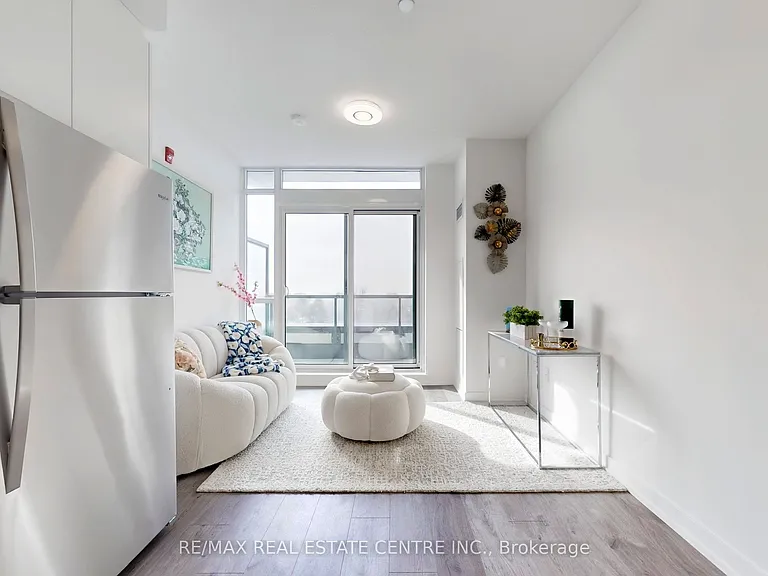 1010 Dundas St E #Penthouse 12 — Photo 11