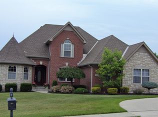 4669 Summit Oak Ln, Cincinnati, OH 45248