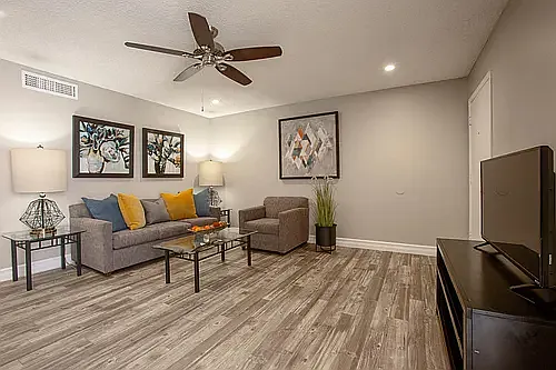 Stonegate Furnished Apartments — Photo 57