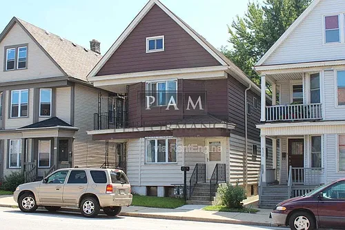 313 E Lincoln Ave Photo 1