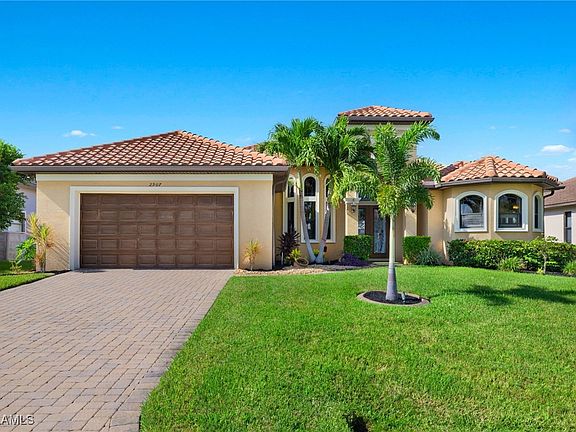 3rd image of 2907 SW 40th St