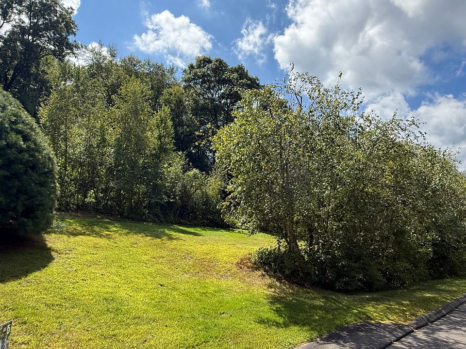 1st image of Evelyn Drive