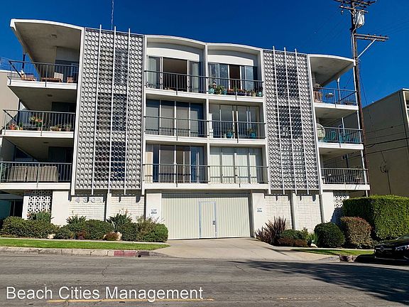 3rd image of 4301 E 2nd St Unit 2D