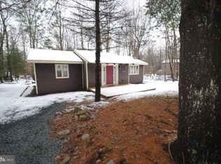 486 Orono Dr, Pocono Lake, PA
