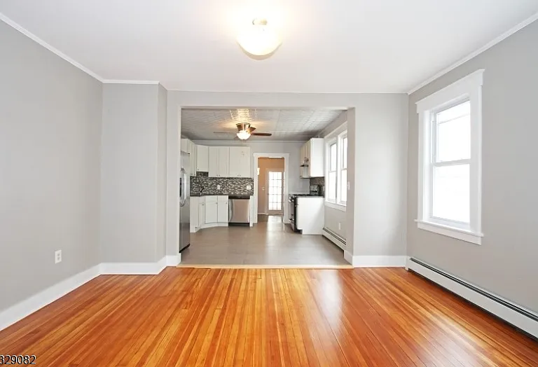 43 Walnut Cres #1 — Photo 11
