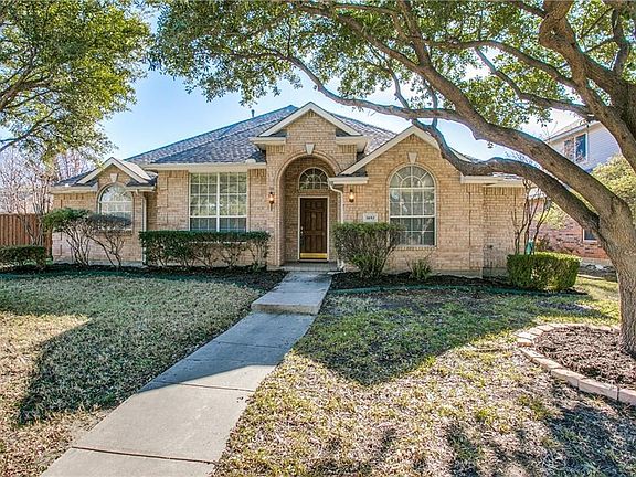 2nd image of 1693 Castle Pines Dr