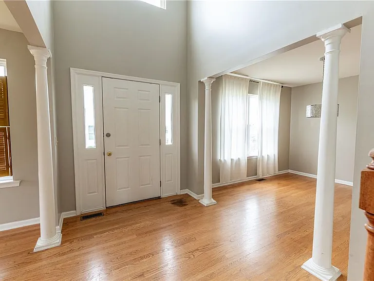 269 Park Ridge Dr — Photo 4