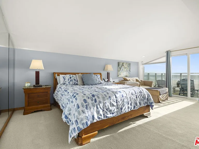 1005 Ocean Dr — Photo 25