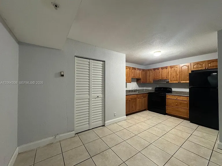 4271 NW 5th St #130 — Photo 5