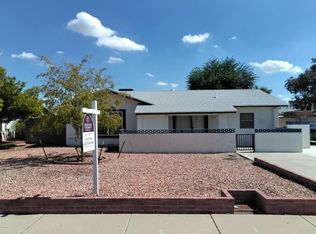 9433 N 70th Dr, Peoria, AZ 85345