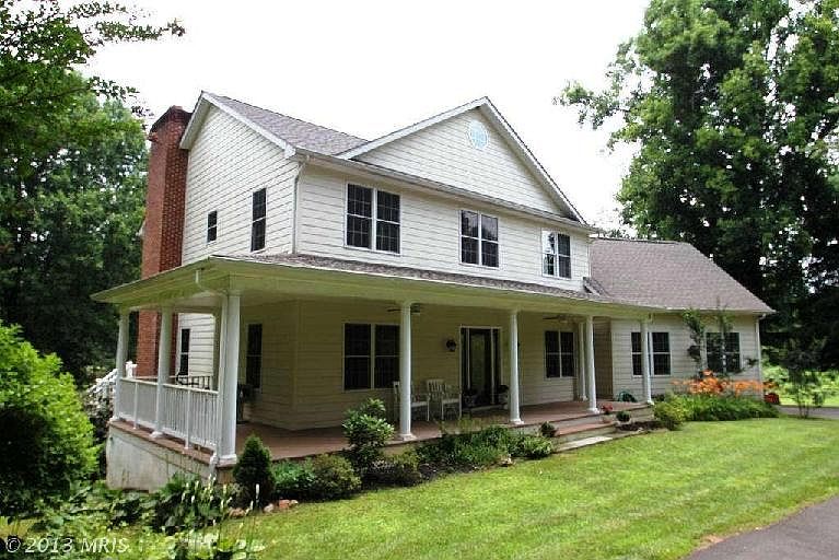 1st image of 7069 Honeysuckle Ct