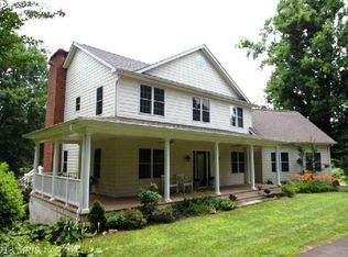 7069 Honeysuckle Ct, Warrenton, VA 20187