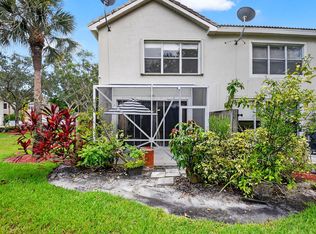 1091 Woodfield Rd, Greenacres, FL 33415
