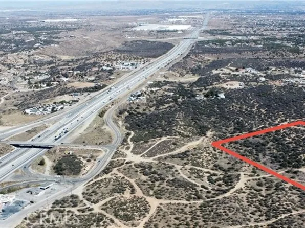 3 Mariposa Rd, Hesperia, CA 92344