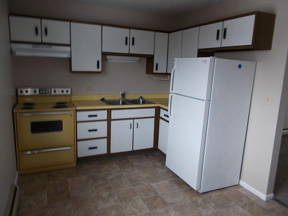 3rd image of 1120 Longstaff St APT 2