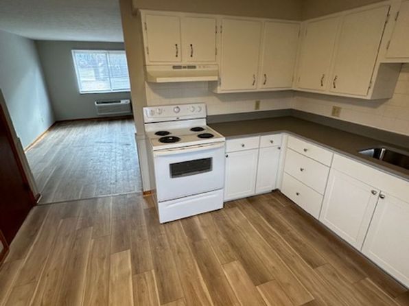 247 Edwin St NW APT 4