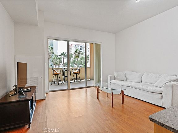 4th image of 488 E Ocean Blvd Unit 507
