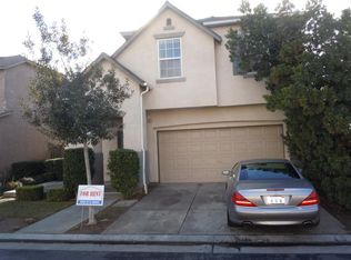 4029 W Peach Tree Ln, Fresno, CA 93722