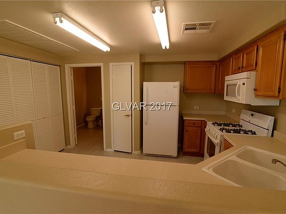 5th image of 10245 S Maryland Pkwy Unit 170