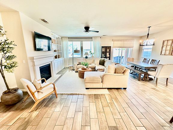 3rd image of 3021 Heritage Ave