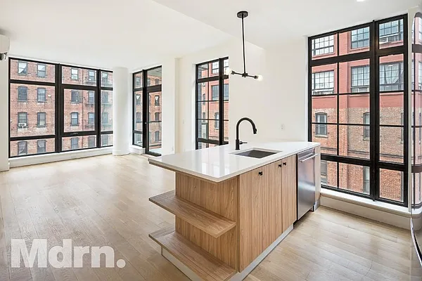 Rented by Mdrn Residential | media 33