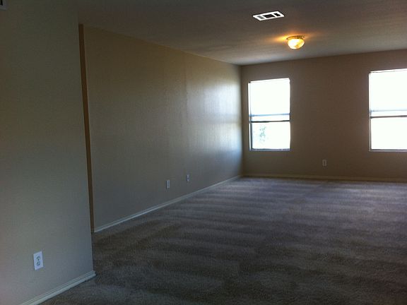 5th image of 120 N Willow Way