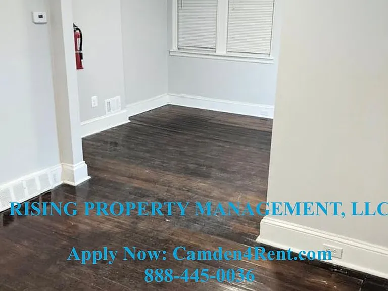 1093 N Common Rd — Photo 4