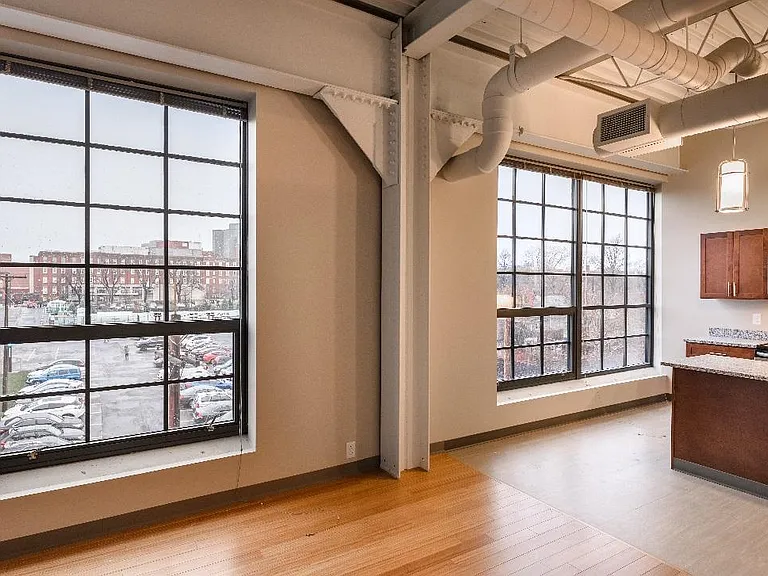 West 25th Street Lofts — Photo 14