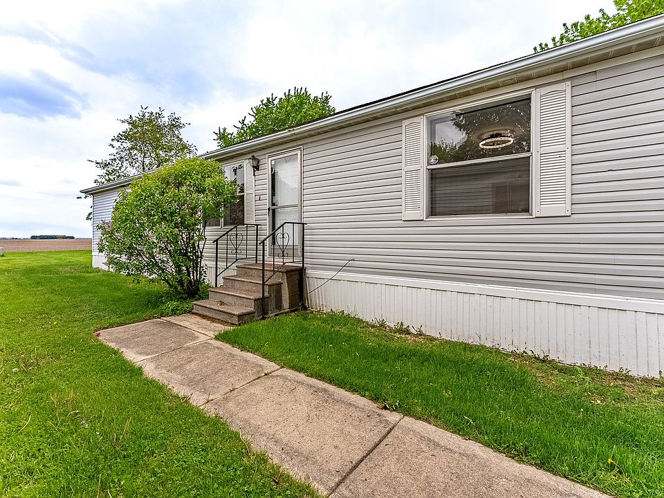 1st image of 25 Cedar Ln