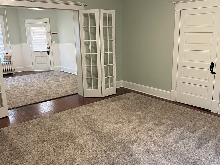 305 Park Heights Ave #1 — Photo 4