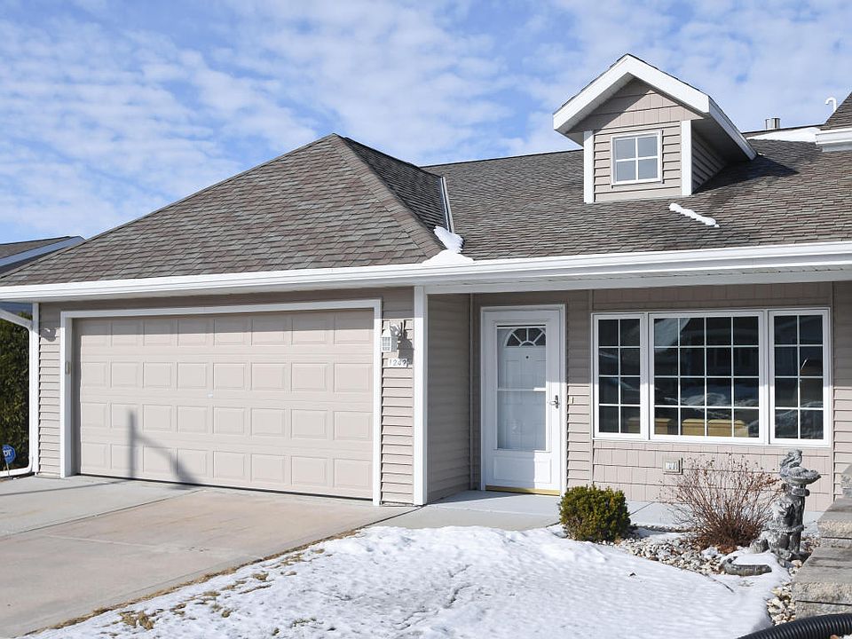 1st image of 1242 Stillwater Ln