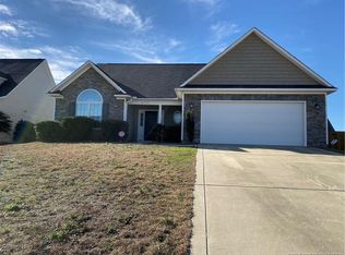 2658 Green Heron Dr, Fayetteville, NC 28306