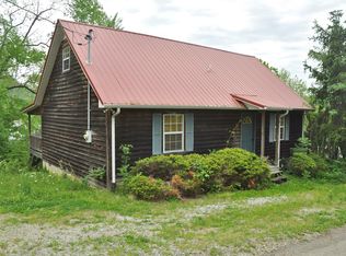 1382 Austin Lake Rd, Baxter, TN 38544