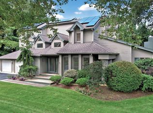 110 E Devonshire Ave, Linwood, NJ 08221